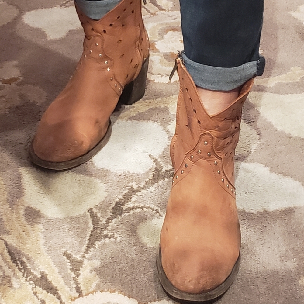 Women's Boots